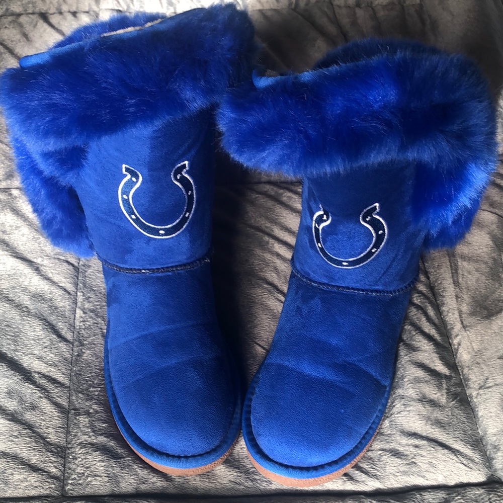 Colts Fur Boots